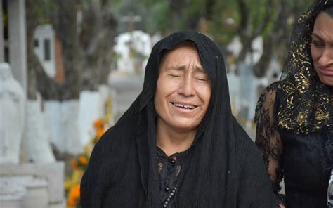 llorona mujer que se contrataba|Plañideras, el oficio de las mujeres que cobran por。